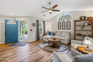 939 Oyster Cove Rd, Beaufort, SC 29902 - Photo 4