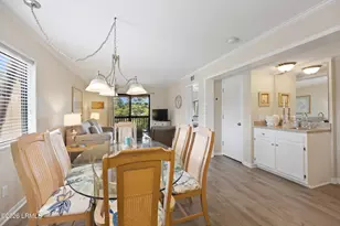 40 Folly Field Rd, Hilton Head, SC 29928 - Photo 10