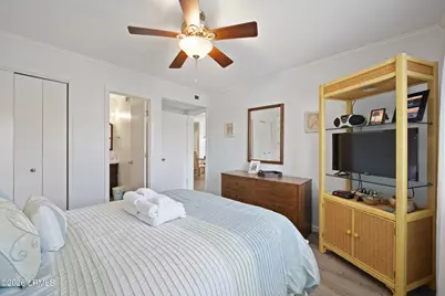 40 Folly Field Road #E24, Hilton Head, SC 29928 - Photo 18