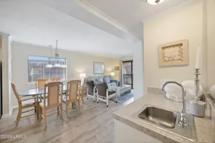 40 Folly Field Rd, Hilton Head, SC 29928 - Photo 16