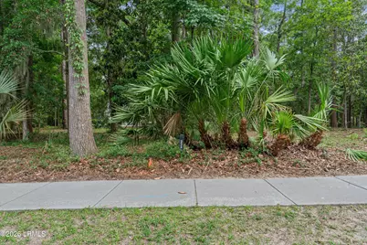 252 De La Gaye Point, Beaufort, SC 29902 - Photo 4