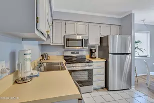 40 Folly Field Rd, Hilton Head, SC 29928 - Photo 8