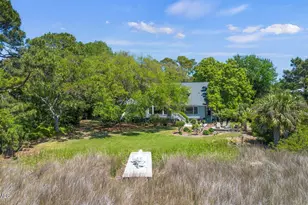 111 Fort Walker Dr, Hilton Head, SC 29928 - Photo 2