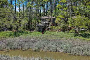 2043 Deer Island Rd, Hilton Head Island, SC 29928 - Photo 4
