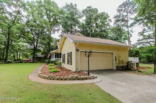 43 James F Byrnes St, Beaufort, SC 29907 - Photo 8