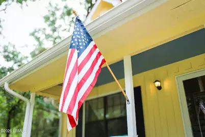 43 James F Byrnes Street, Beaufort, SC 29907 - Photo 2