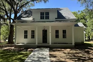25 Millers Pond Dr, Beaufort, SC 29907 - Photo 1