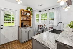 1803 Battery Park Dr, Port Royal, SC 29935 - Photo 10