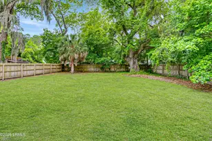 1803 Battery Park Dr, Port Royal, SC 29935 - Photo 24