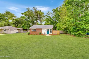 1803 Battery Park Dr, Port Royal, SC 29935 - Photo 4
