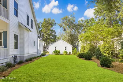 37 Park Square S, Beaufort, SC 29907 - Photo 60