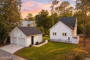 37 Park Square S, Beaufort, SC 29907 - Photo 2