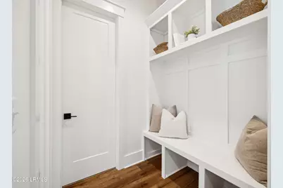 37 Park Square S, Beaufort, SC 29907 - Photo 12
