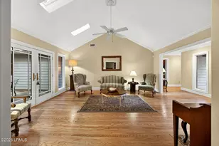 211 Whiteoaks Cir, Bluffton, SC 29910 - Photo 6