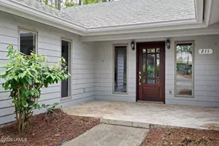 211 Whiteoaks Cir, Bluffton, SC 29910 - Photo 10