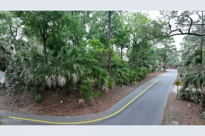 833 Marsh Dunes Road, Ladys Island, SC 29920 - Photo 2