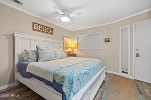 40 Folly Field Rd, Hilton Head, SC 29928 - Photo 8