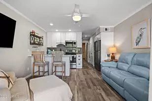40 Folly Field Rd, Hilton Head, SC 29928 - Photo 2