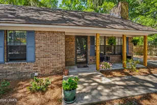 2406 Grinkley Ct, Port Royal, SC 29935 - Photo 2