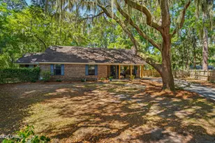 2406 Grinkley Ct, Port Royal, SC 29935 - Photo 4