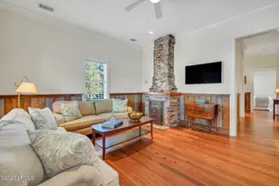 1104 Greene St, Beaufort, SC 29902 - Photo 4