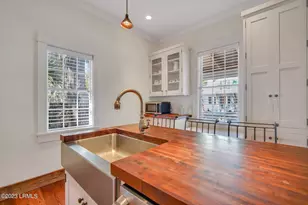 1104 Greene St, Beaufort, SC 29902 - Photo 12