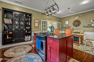 510 Ribaut Rd, Beaufort, SC 29902 - Photo 14