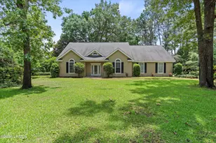 130 Francis Marion Circle, Beaufort, SC 29907 - Photo 2