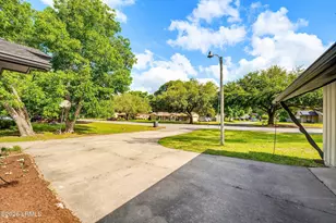 3052 Mink Pt Blvd, Beaufort, SC 29902 - Photo 2