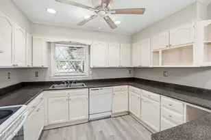 3052 Mink Pt Blvd, Beaufort, SC 29902 - Photo 12