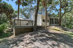 706 Sea Dragon Ln, Ladys Island, SC 29920 - Photo 2