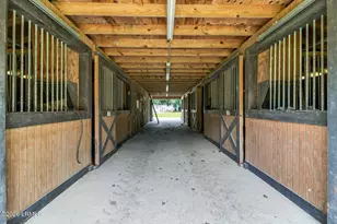 7724 Bees Creek Rd, Ridgeland, SC 29936 - Photo 8