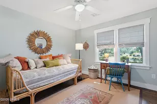 1403 Harrington St, Beaufort, SC 29902 - Photo 16