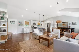 1403 Harrington St, Beaufort, SC 29902 - Photo 2
