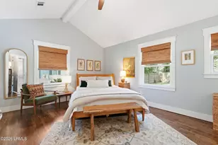 1403 Harrington St, Beaufort, SC 29902 - Photo 4