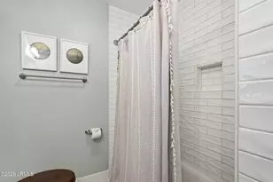 1403 Harrington St, Beaufort, SC 29902 - Photo 18