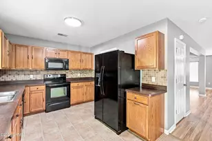 76 Shadow Moss Dr, Beaufort, SC 29906 - Photo 18