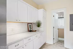 2668 Broad St, Beaufort, SC 29902 - Photo 12