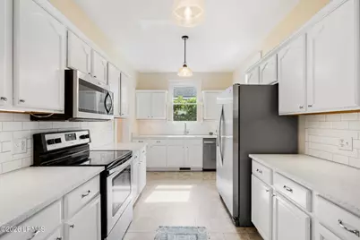 2668 Broad Street, Beaufort, SC 29902 - Photo 10
