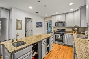864 Ribaut Rd, Beaufort, SC 29902 - Photo 20