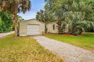 864 Ribaut Rd, Beaufort, SC 29902 - Photo 58