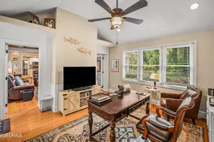 864 Ribaut Rd, Beaufort, SC 29902 - Photo 22
