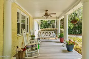 864 Ribaut Rd, Beaufort, SC 29902 - Photo 8