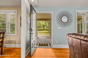 864 Ribaut Rd, Beaufort, SC 29902 - Photo 16