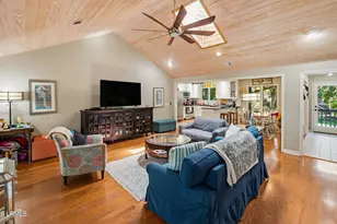 703 Seahorse Rd, Ladys Island, SC 29920 - Photo 6