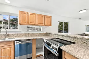 201 Battery Ln, Port Royal, SC 29902 - Photo 8