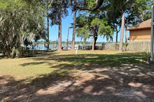 201 Battery Ln, Beaufort, SC 29902 - Photo 2