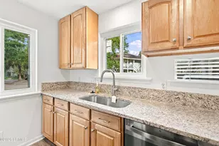 201 Battery Ln, Port Royal, SC 29902 - Photo 10