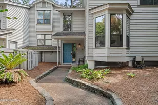 17 Lake Forest Dr, Hilton Head Island, SC 29928 - Photo 4