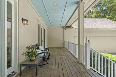 410 Island Circle E, Saint Helena Island, SC 29920 - Photo 4